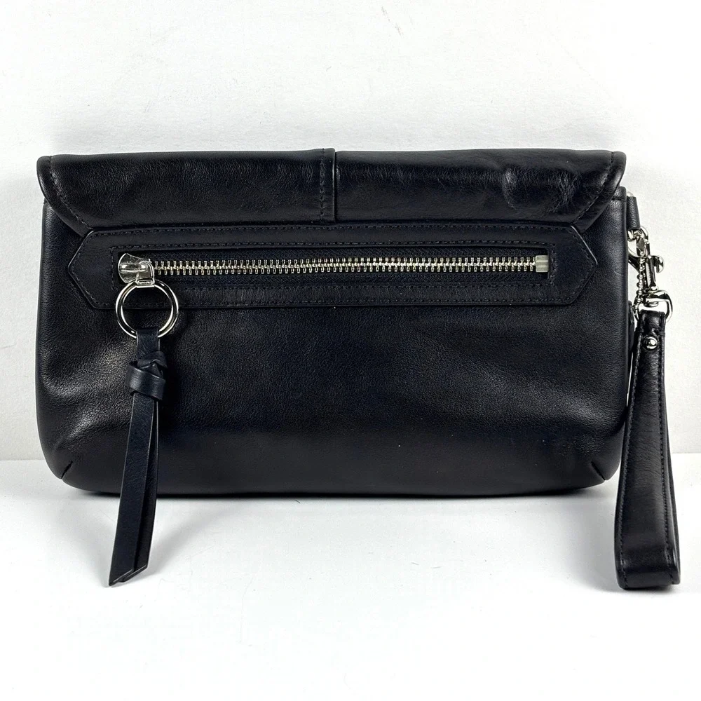 Coach Leather Wristlet Clutch Womens‎ Black Turnlock Silver Hardware Vintage